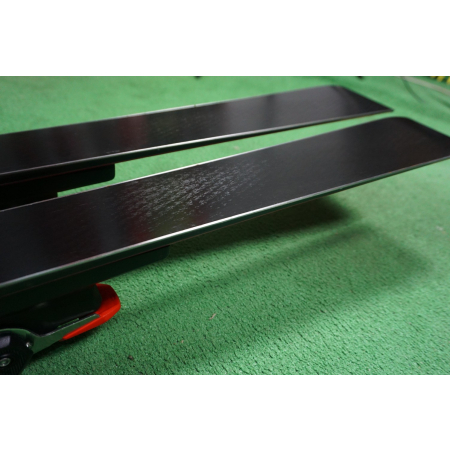 RT83  Atomic Redster S9 165 test 2027 jak nowe
