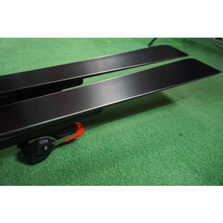 RU81  Atomic Redster S9 160 test 2027 idealne