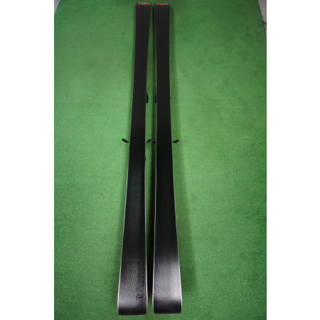 RU8 Volkl Racetiger GS 180 test