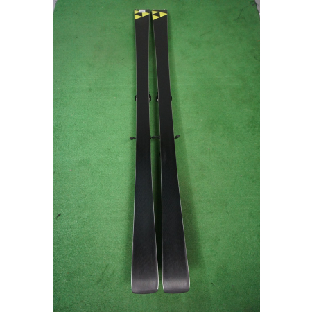 SU53 Fischer RC4 RC 170 test