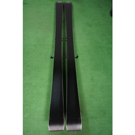 UA40  Atomic Redster X7i 162 test 2026  idealne