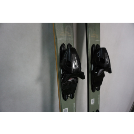 UA42 Elan Primetime 22 165  test 2025