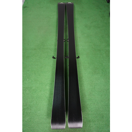 UA48  Atomic Redster X7i 162 test 2026  idealne