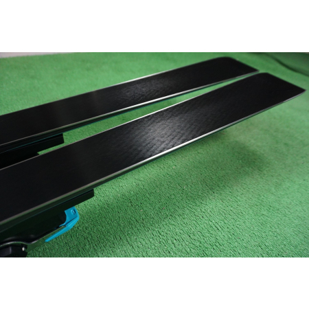 UC46 Atomic Redster X9s 174 test 2027 jak nowe