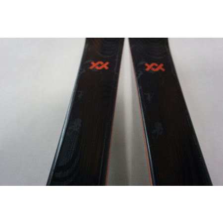 UC48 Volkl Flair SC Carbon 158 test idealne