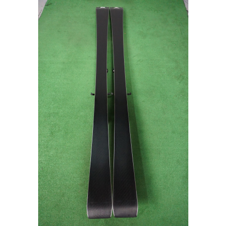 UC55 Atomic Redster Q9 176 test 2026 jak nowe